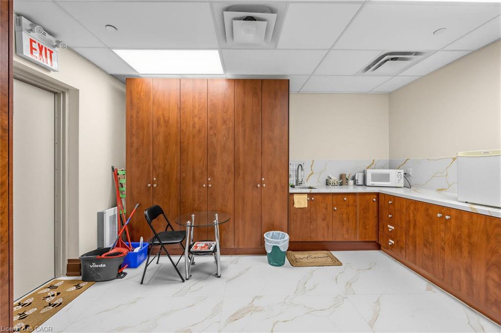 43-7920 Hurontario Street Property Photo 25