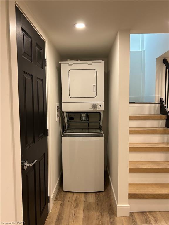 35 Barnesdale Avenue N Property Photo 4