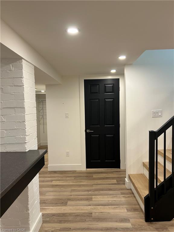 35 Barnesdale Avenue N Property Photo 5