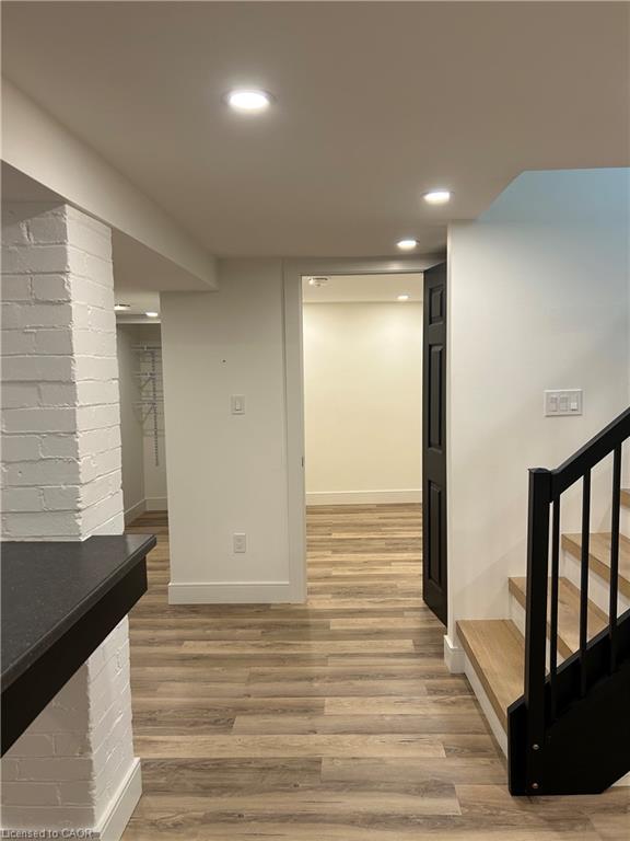 35 Barnesdale Avenue N Property Photo 6