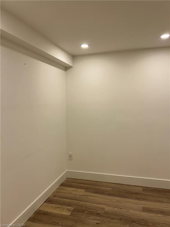 35 Barnesdale Avenue N Property Photo 9