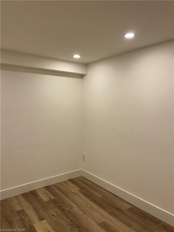 35 Barnesdale Avenue N Property Photo 10