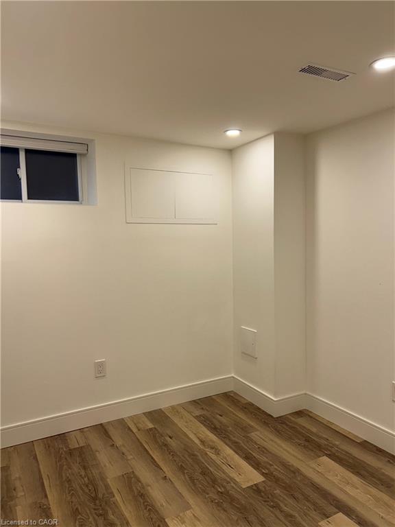 35 Barnesdale Avenue N Property Photo 11