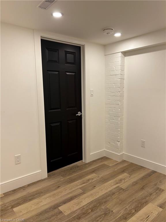 35 Barnesdale Avenue N Property Photo 13