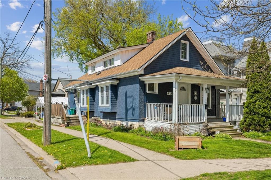 155 1/2 Lake Street Property Photo 1