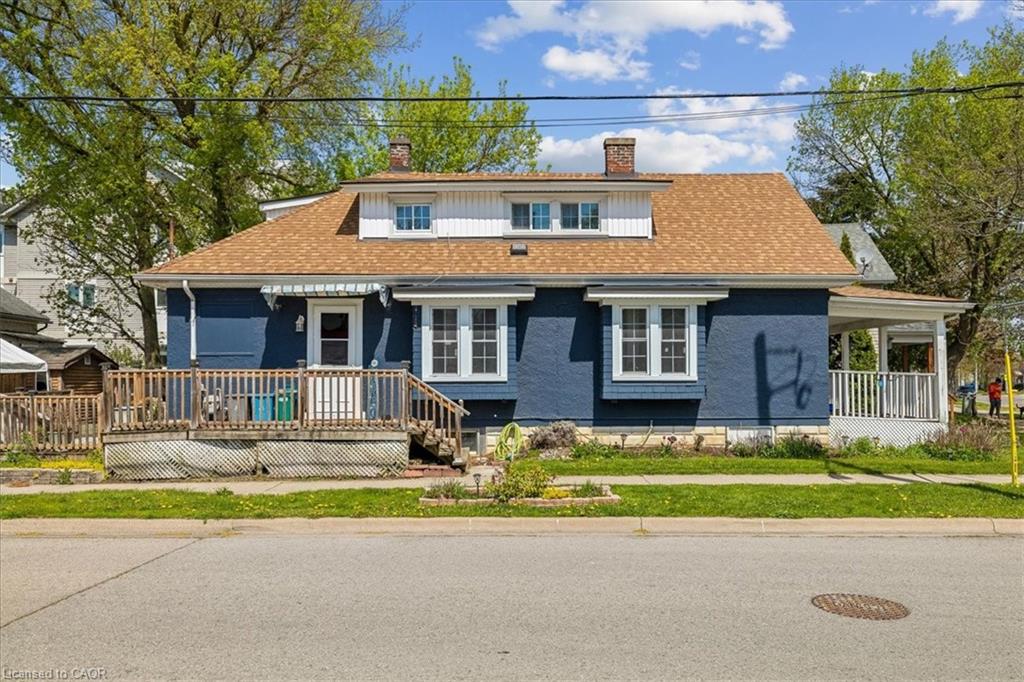 155 1/2 Lake Street Property Photo 3