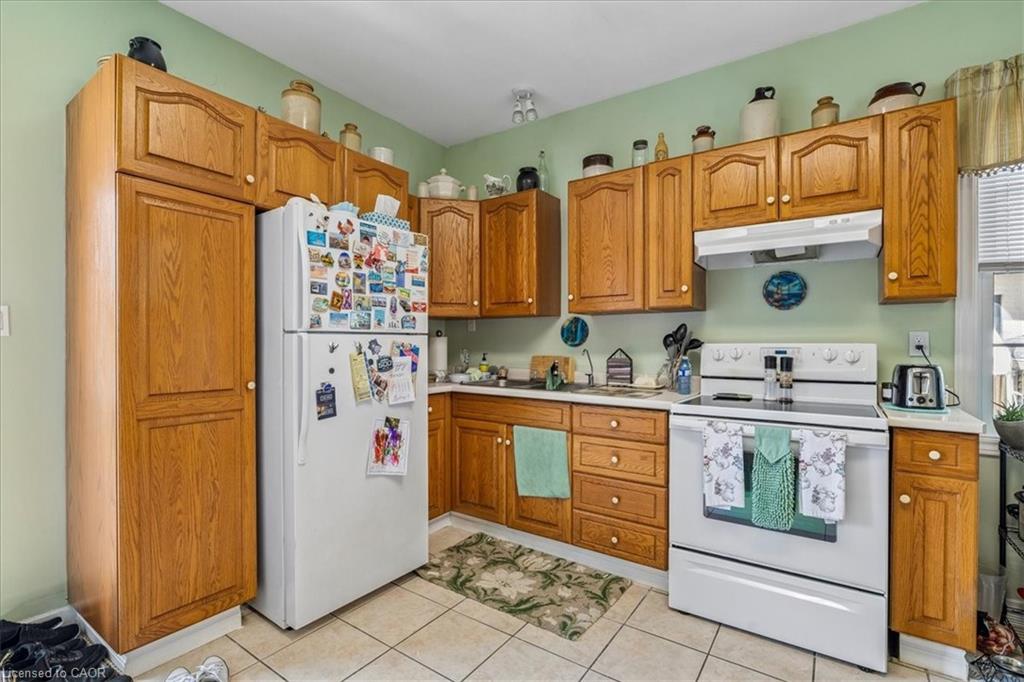 155 1/2 Lake Street Property Photo 27