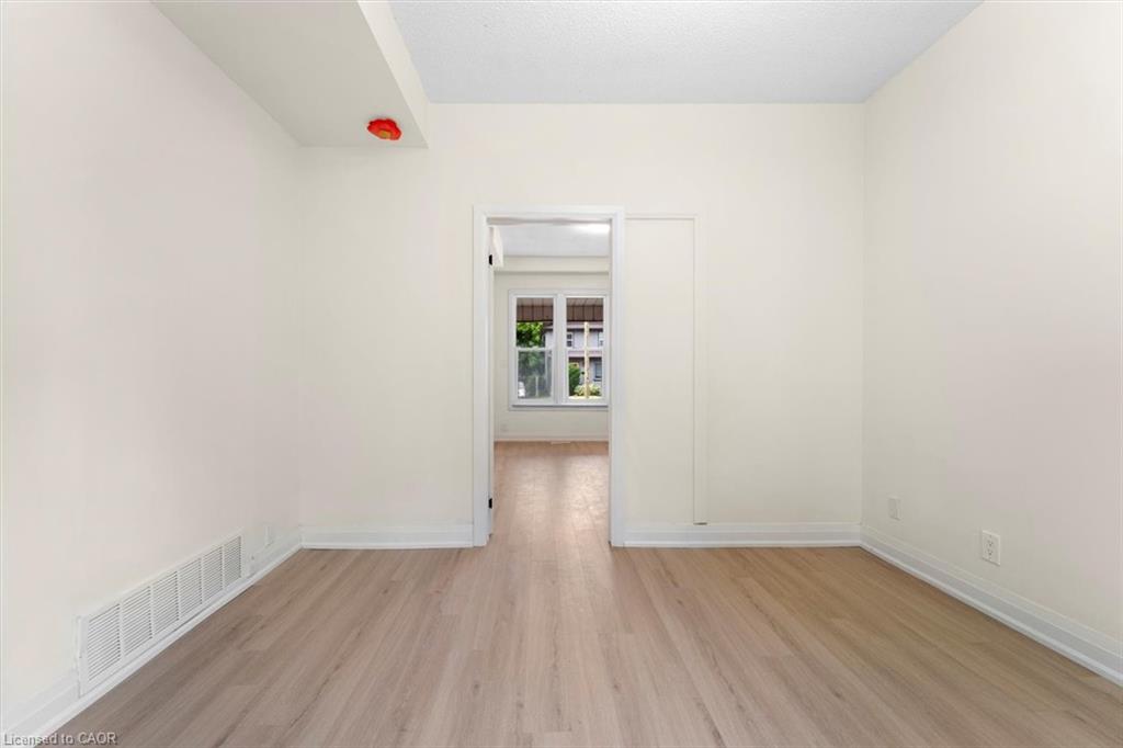 254 Bruce Street Property Photo 5