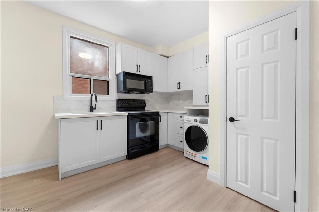 254 Bruce Street Property Photo 7