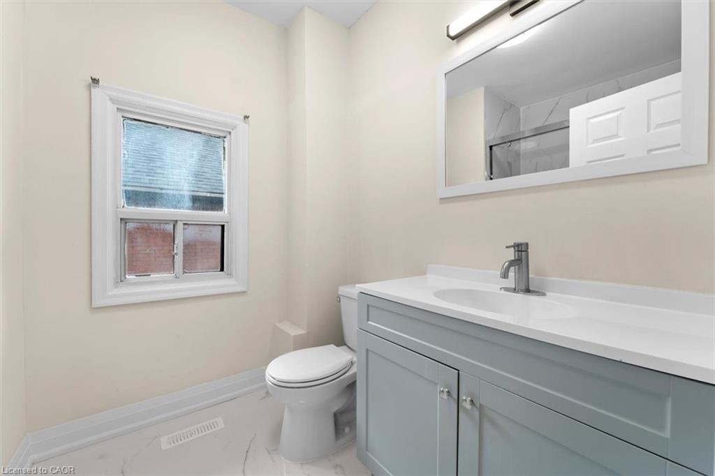 254 Bruce Street Property Photo 18