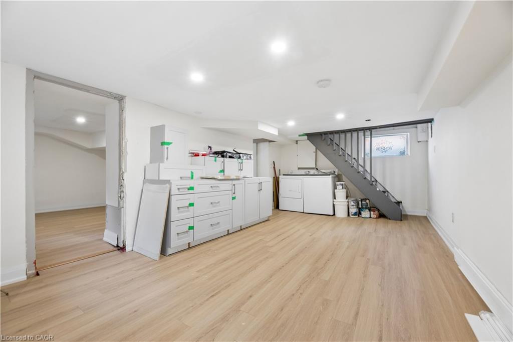 254 Bruce Street Property Photo 24