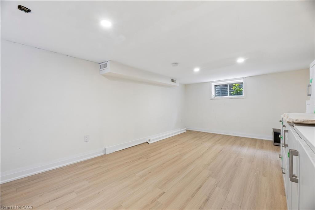 254 Bruce Street Property Photo 25