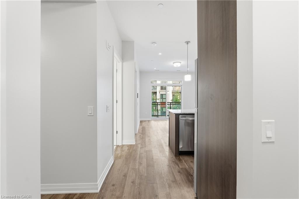 204-470 Gordon Krantz Avenue Property Photo 8