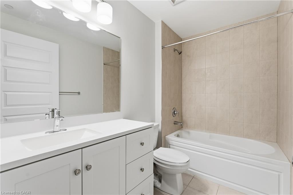 204-470 Gordon Krantz Avenue Property Photo 15