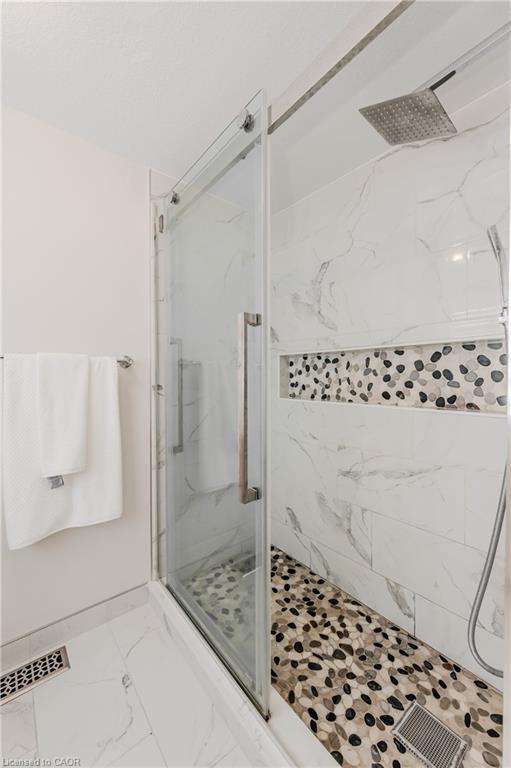 132 Daimler Drive Property Photo 24