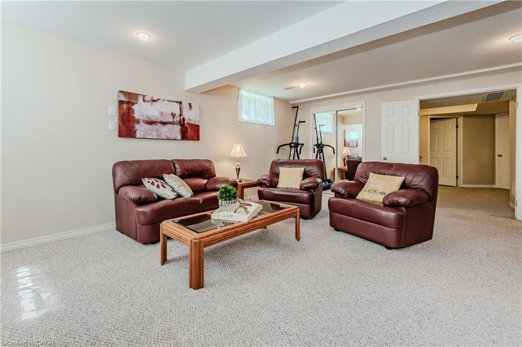 132 Daimler Drive Property Photo 33