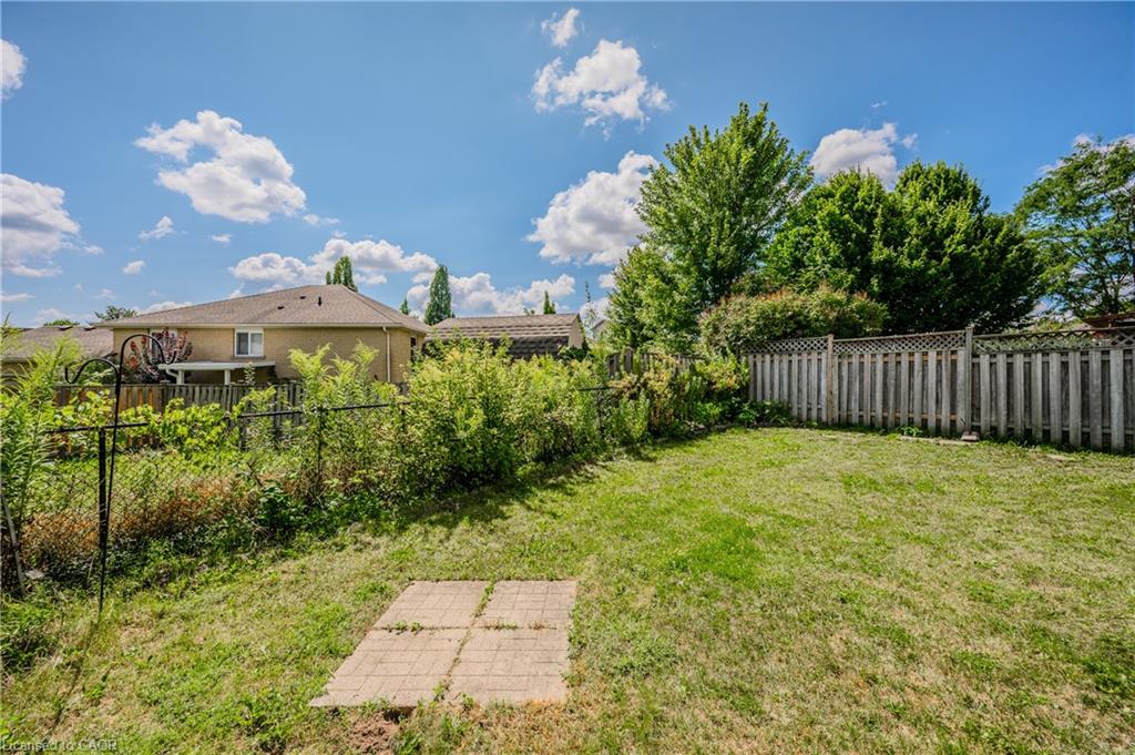 132 Daimler Drive Property Photo 41