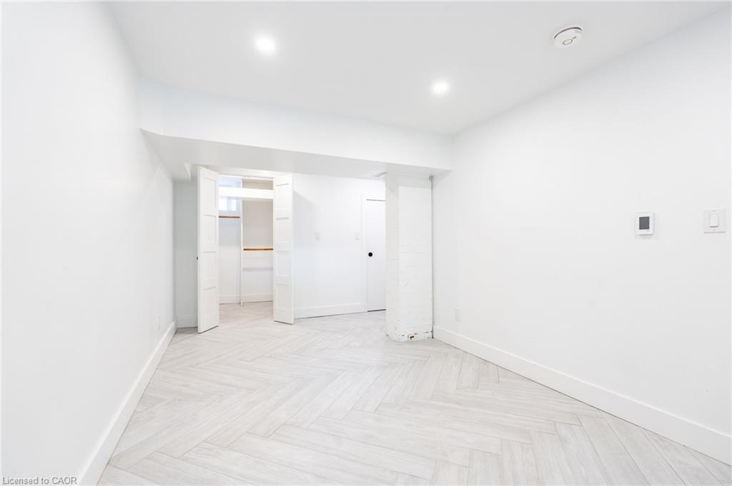 137 Sherman Avenue S Property Photo 34