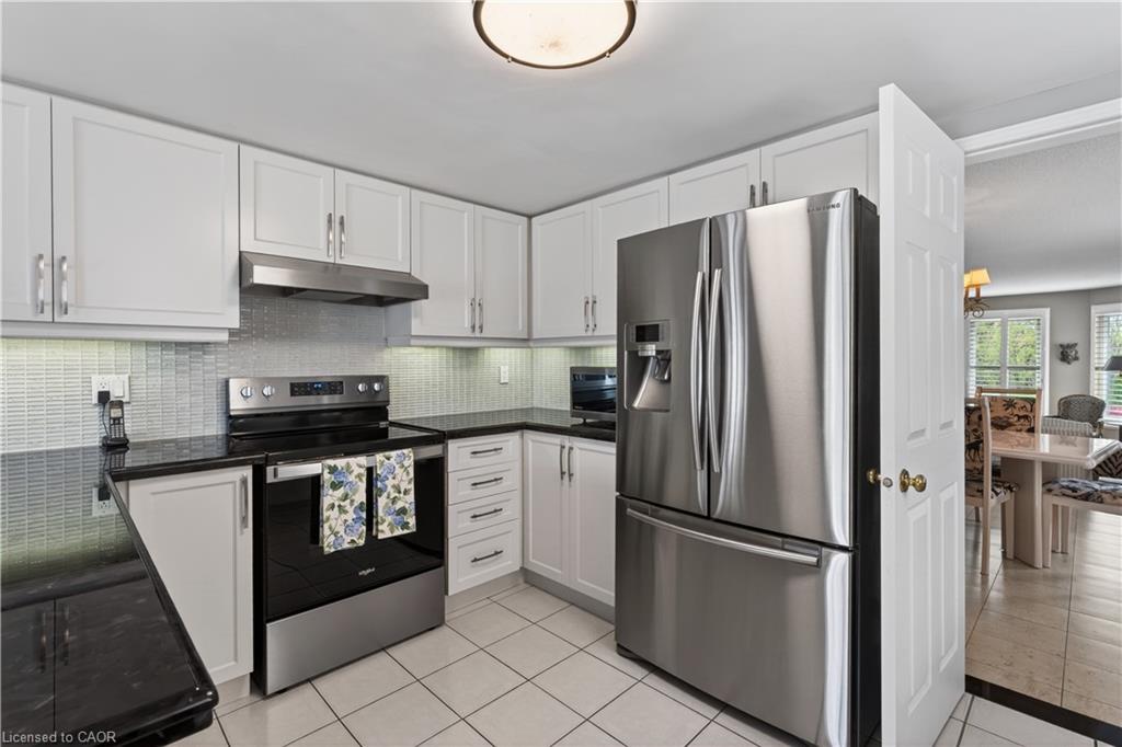77 Sunvale Place Property Photo 17