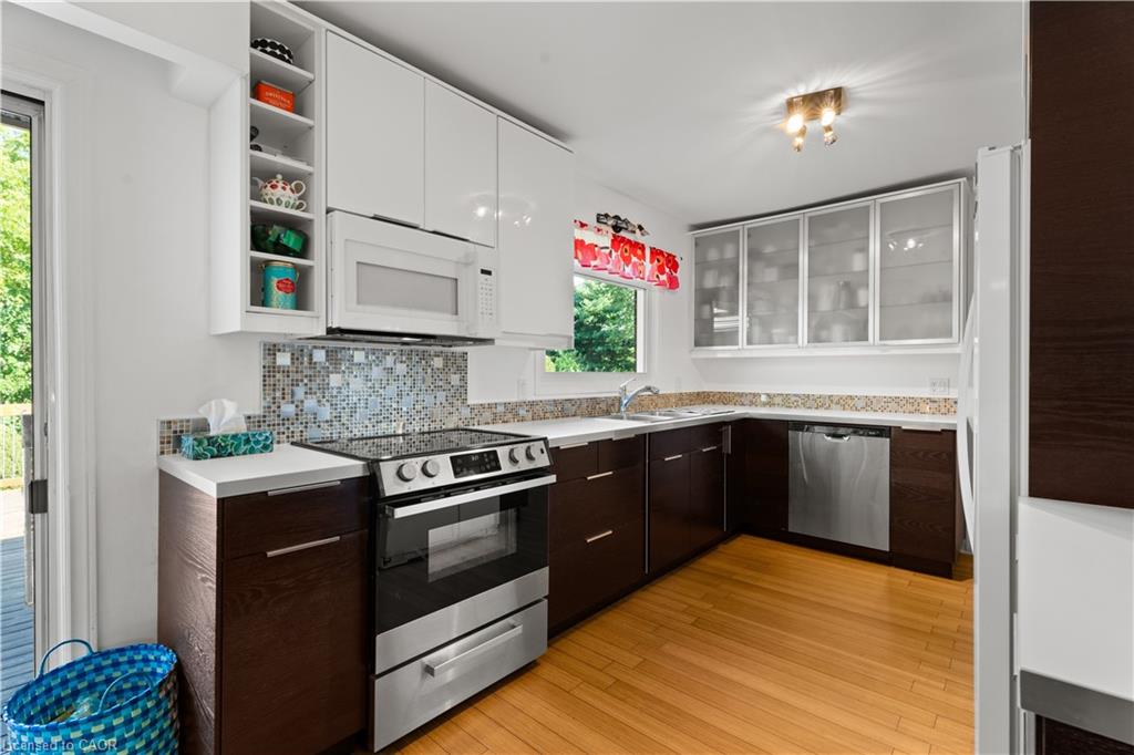 1327 Pelham Street Property Photo 7