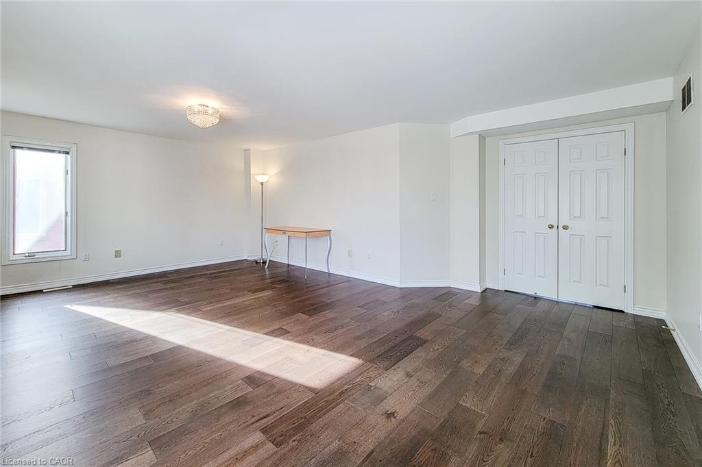 85 Meadowlands Boulevard Property Photo 28