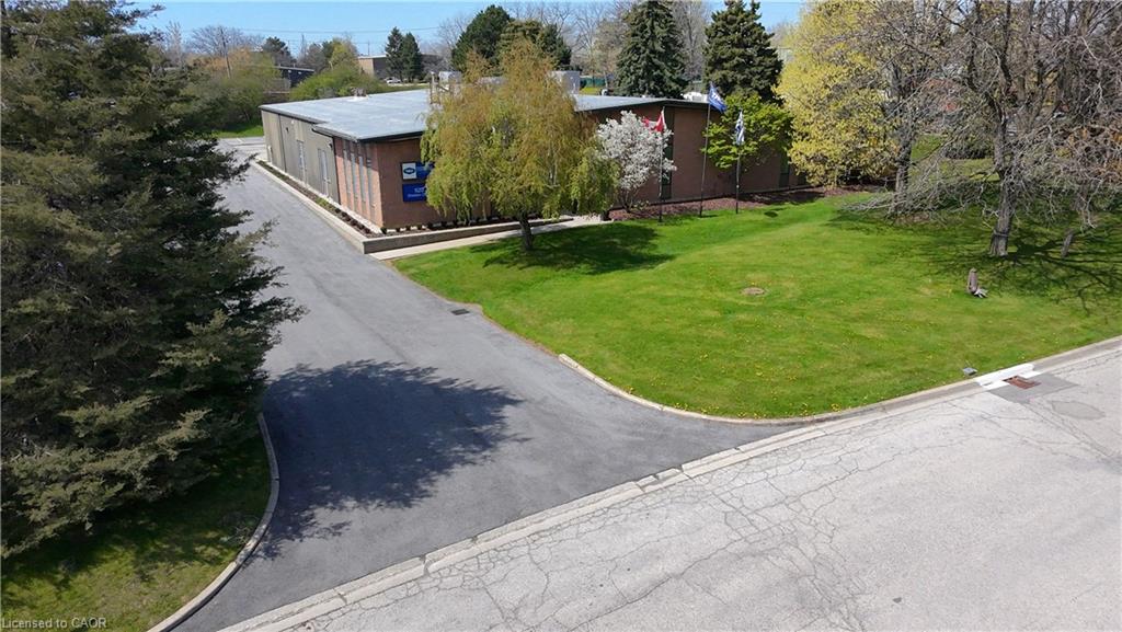 920 Sheldon Court Property Photo 3