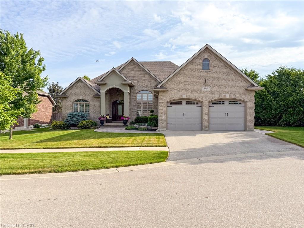 69 Tan Avenue