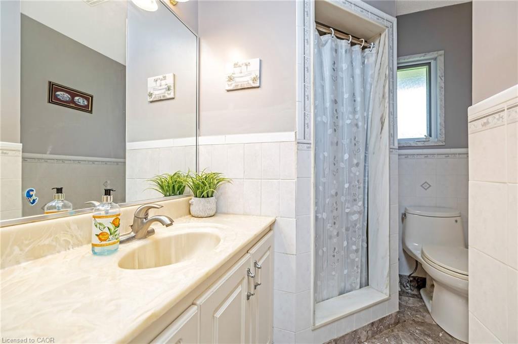 9095 Eight Line Property Photo 20