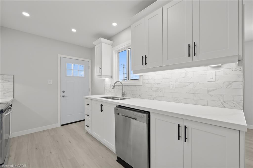1180 Union Street Property Photo 6