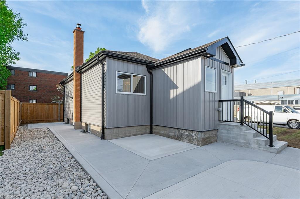 1180 Union Street Property Photo 23