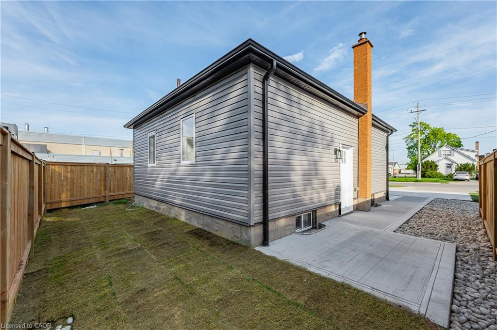 1180 Union Street Property Photo 42