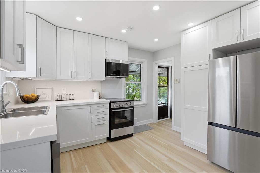 12 Valley Road Property Photo 6