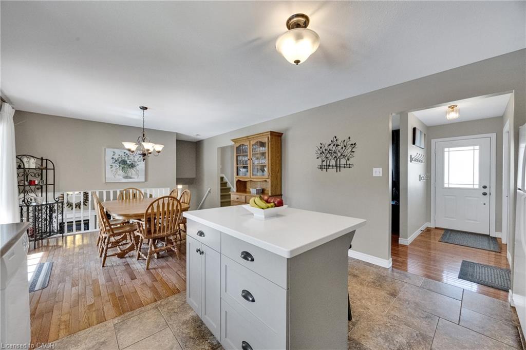 7 Windemere Avenue Property Photo 9