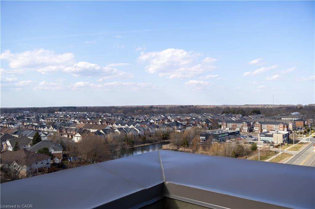 1005-450 Dundas Street E Property Photo 12