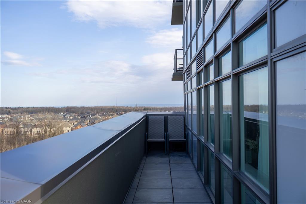 1005-450 Dundas Street E Property Photo 13