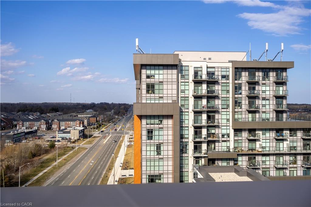 1005-450 Dundas Street E Property Photo 14