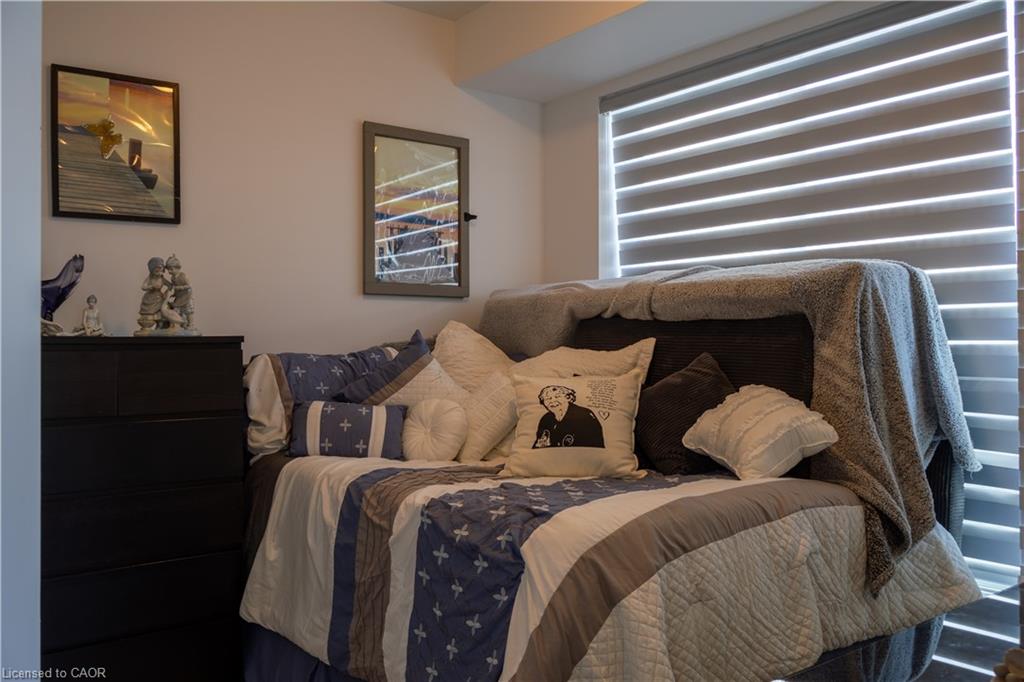 1005-450 Dundas Street E Property Photo 15