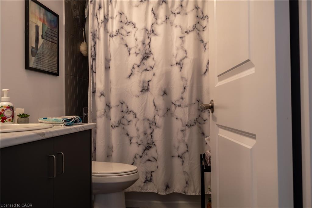 1005-450 Dundas Street E Property Photo 18