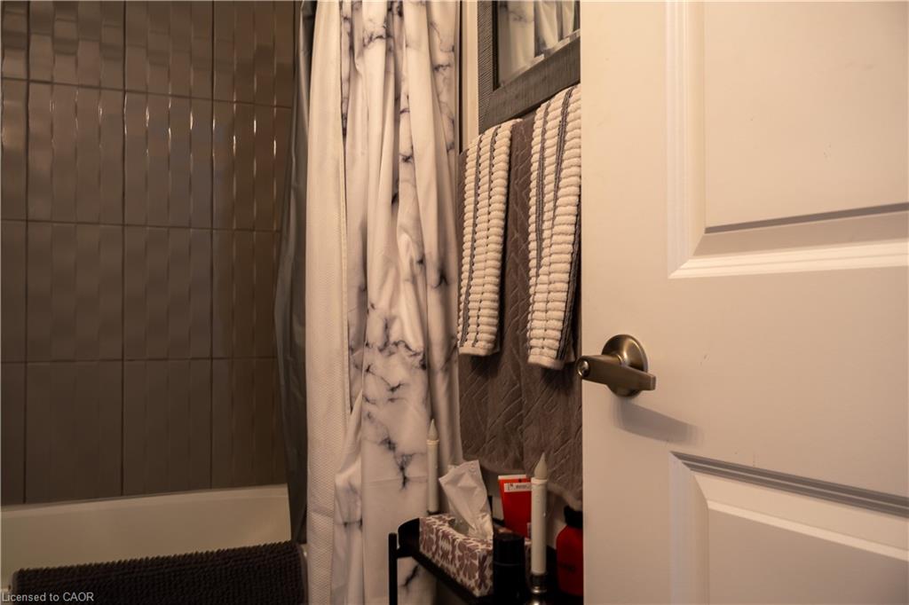 1005-450 Dundas Street E Property Photo 19