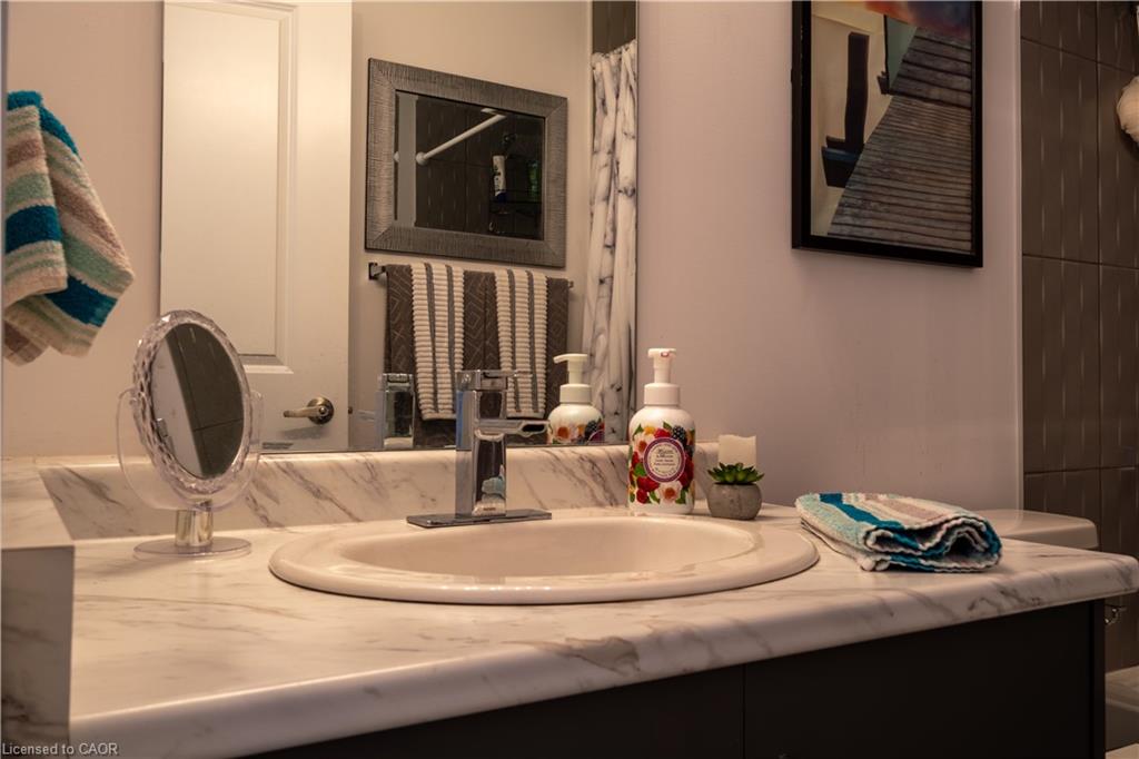 1005-450 Dundas Street E Property Photo 21
