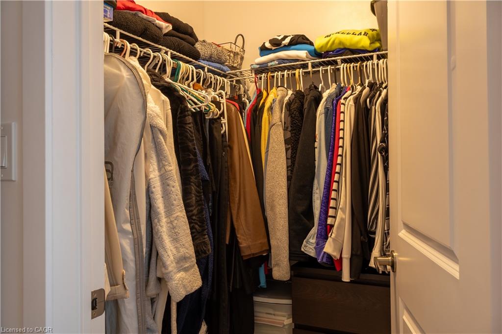 1005-450 Dundas Street E Property Photo 27