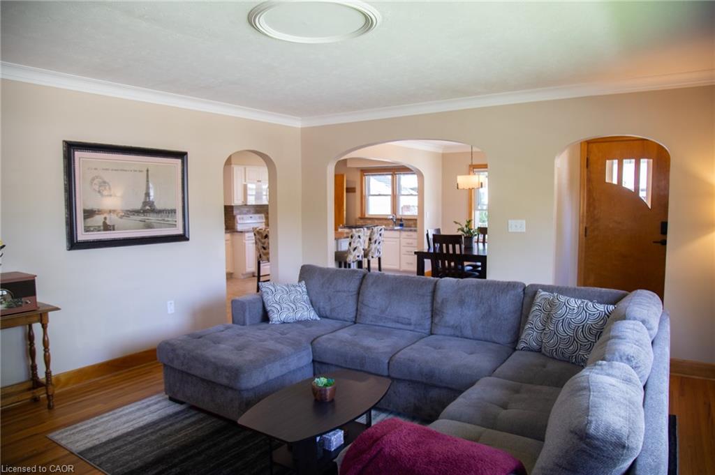 42 Hawthorne Avenue Property Photo 7