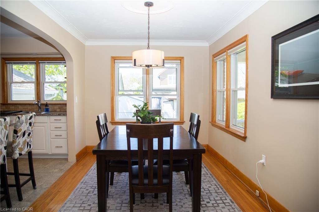 42 Hawthorne Avenue Property Photo 8