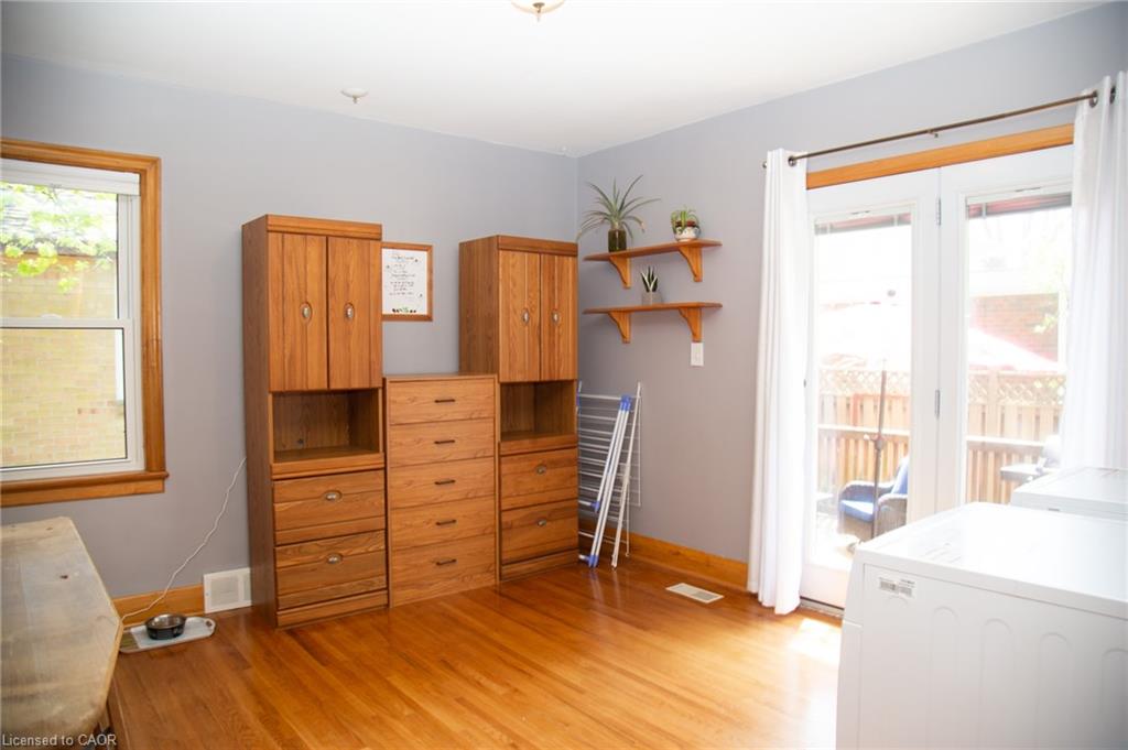 42 Hawthorne Avenue Property Photo 23