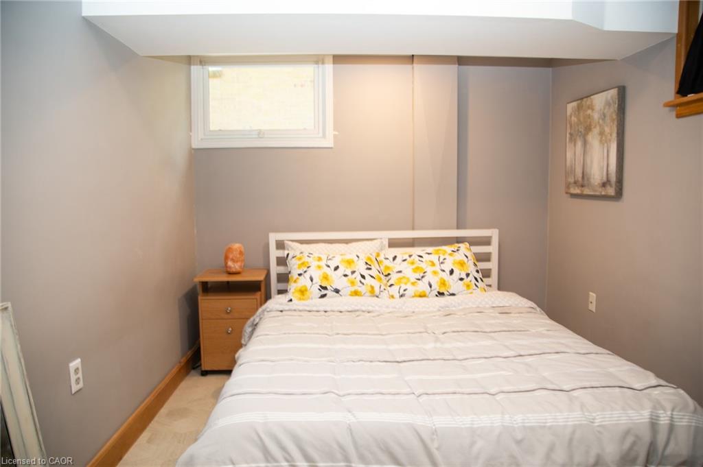 42 Hawthorne Avenue Property Photo 45