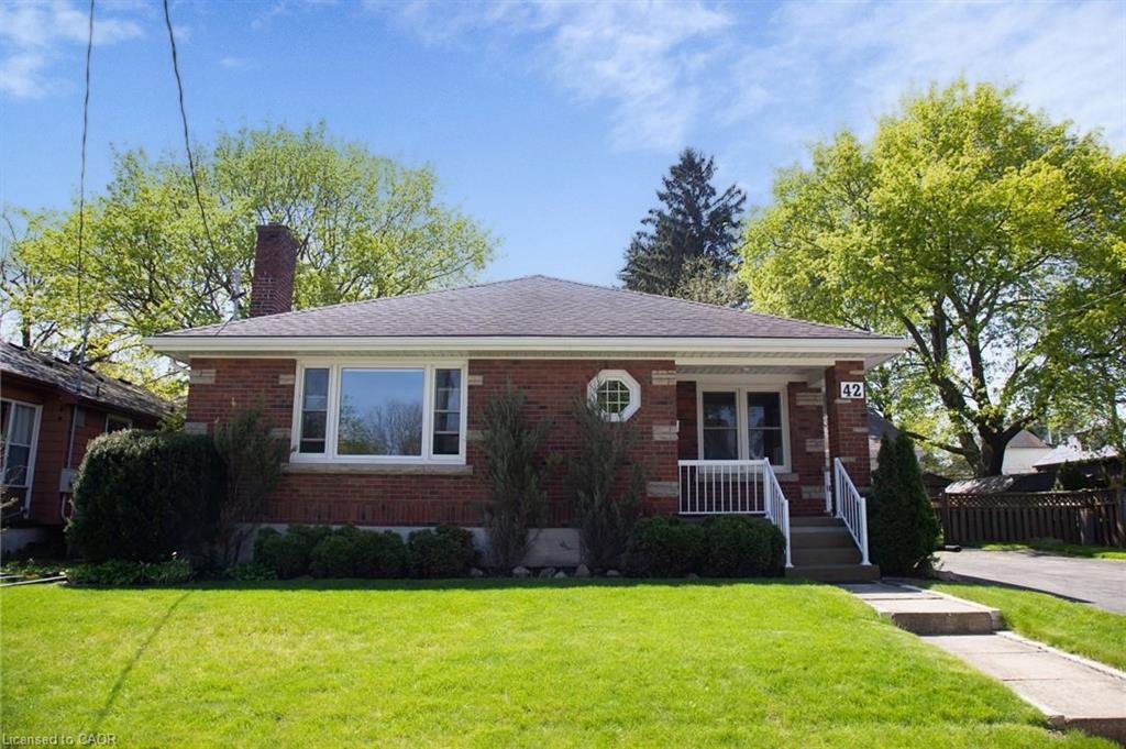 42 Hawthorne Avenue Property Photo 49