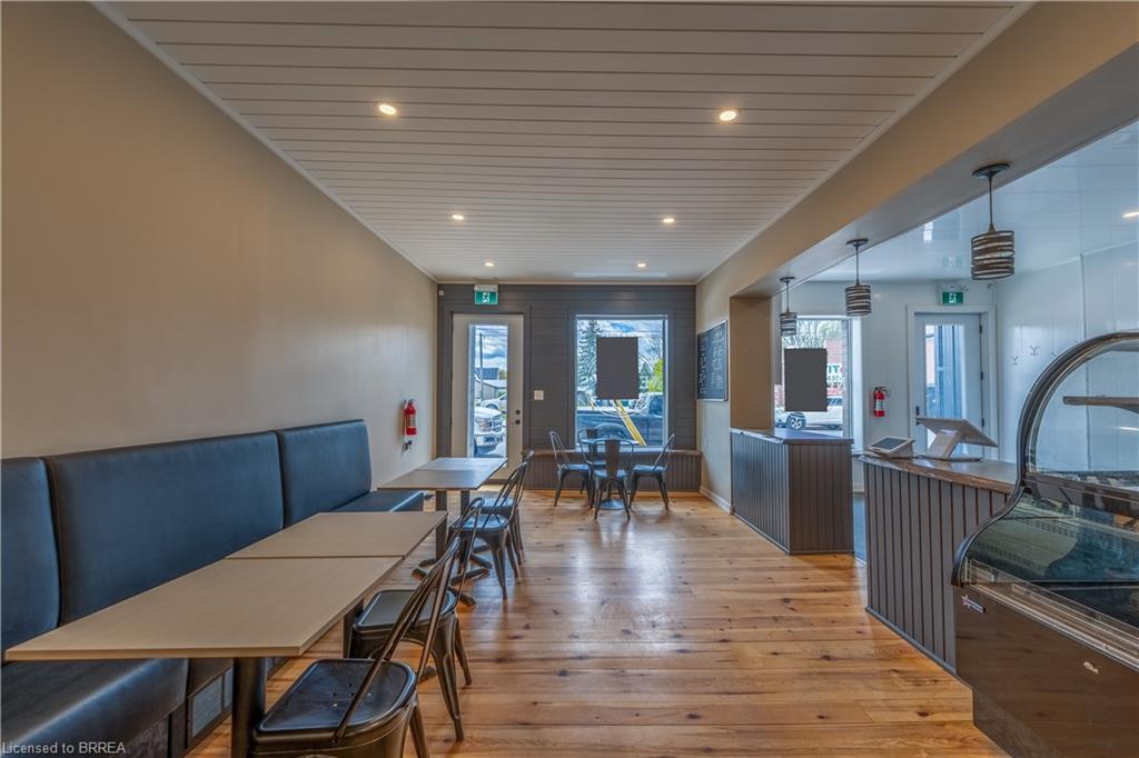 124 King Street Property Photo 3