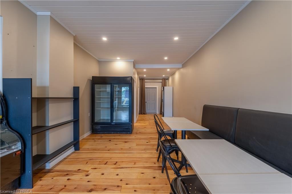 124 King Street Property Photo 6