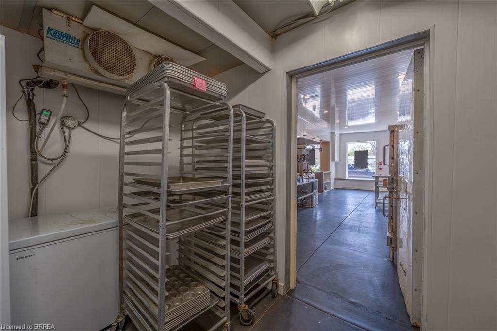 124 King Street Property Photo 18