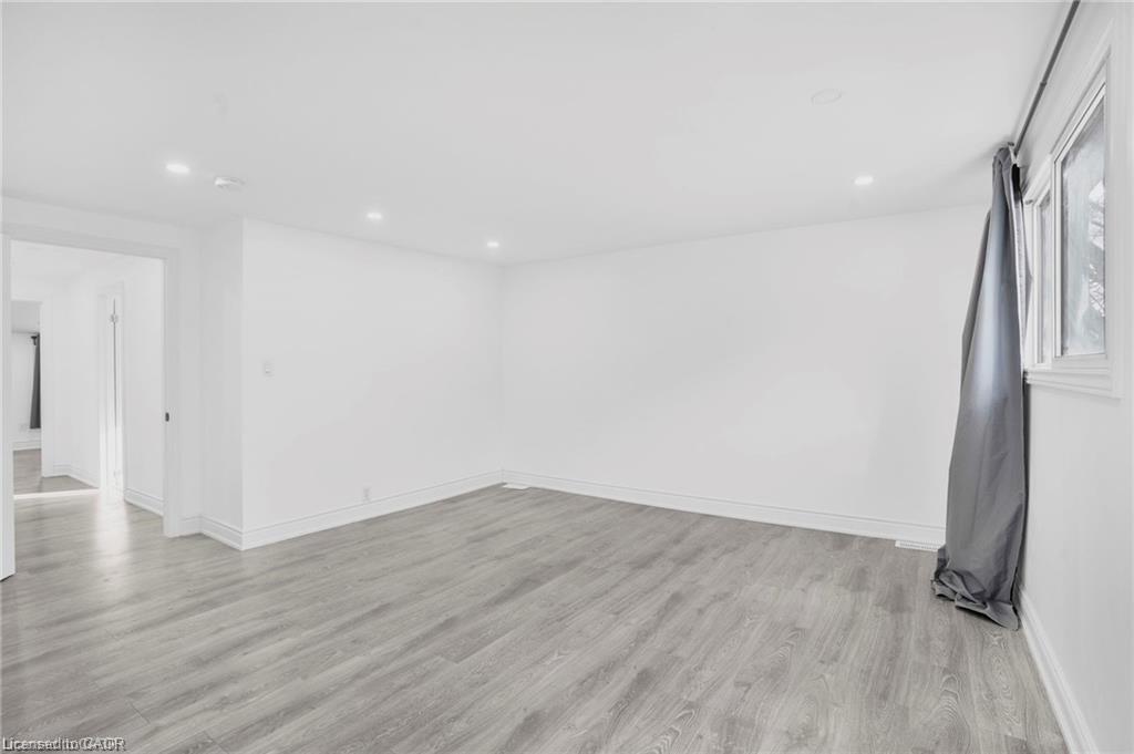 68 York Road Property Photo 14